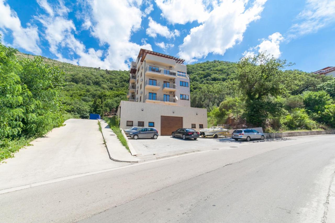 Welcome Apartments Petrovac Zewnętrze zdjęcie
